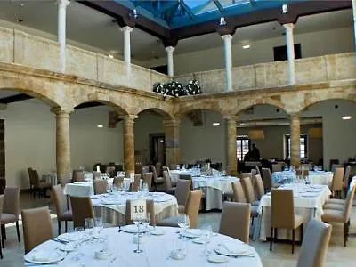 Palacio De Meras فندق