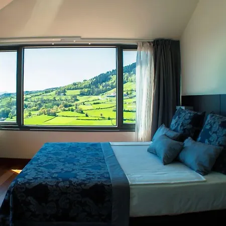 Palacio De Meras 4*