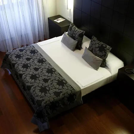 Hotel Palacio De Meras Tineo