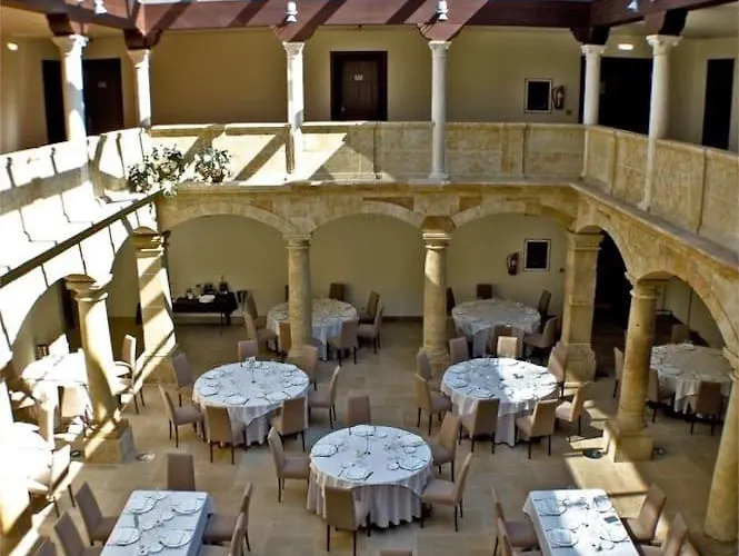 Palacio De Meras Hotel