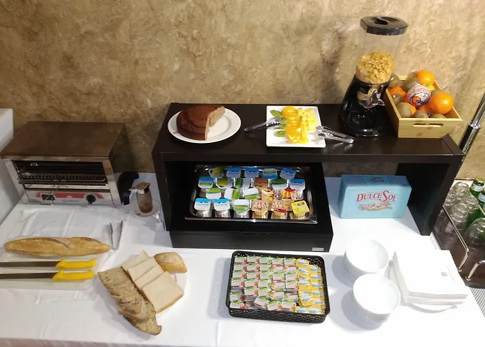 Palacio De Meras Tineo