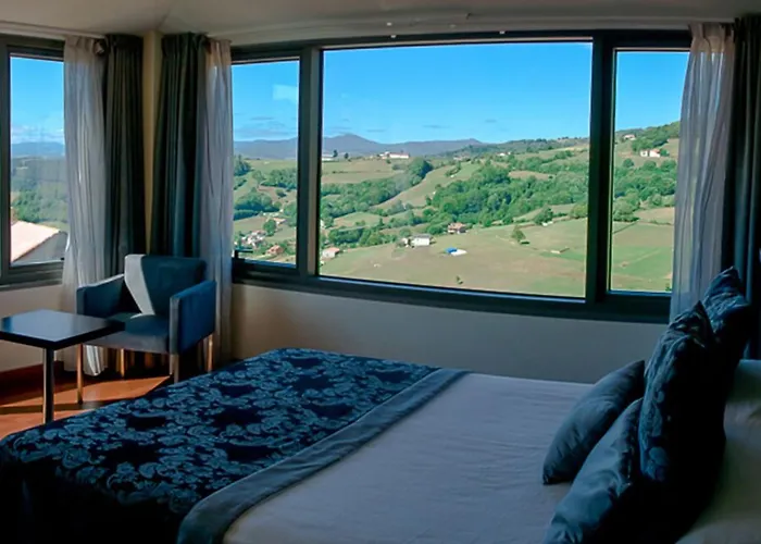 Hotel Palacio De Meras