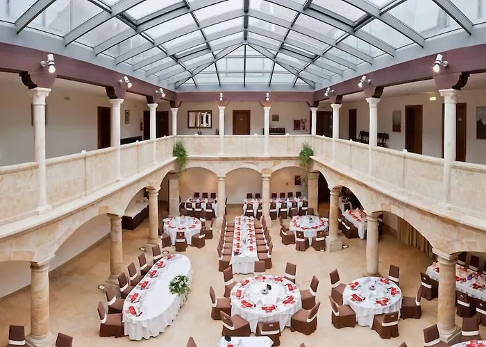 Hotel Palacio De Meras